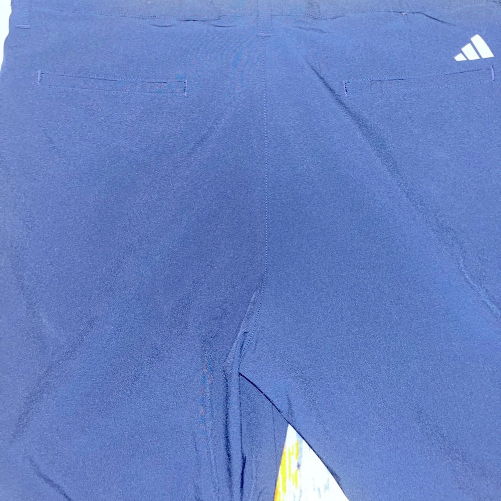 Men’s Adidas golf shorts